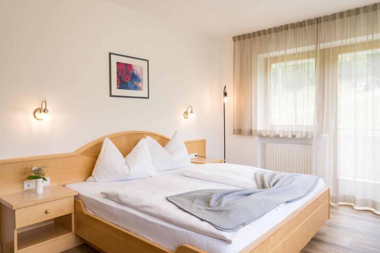 ブルーニコ Garni Schorneck Bed & Breakfast エクステリア 写真